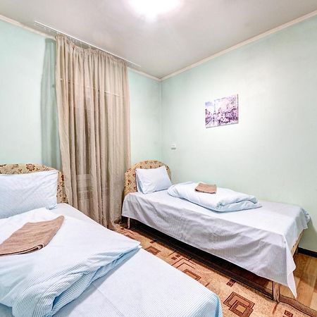 Hotel Zvezda เคียฟ ภายนอก รูปภาพ