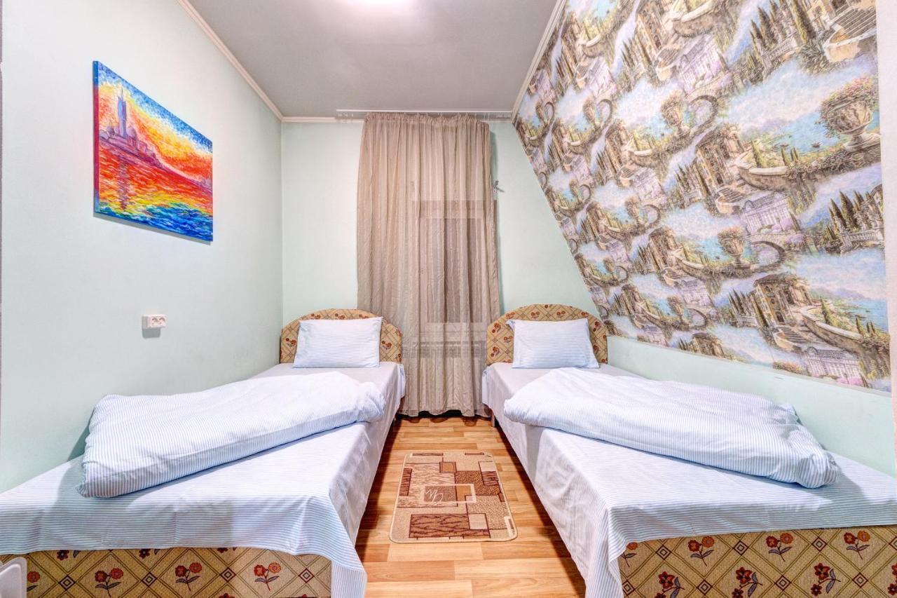 Hotel Zvezda เคียฟ ภายนอก รูปภาพ