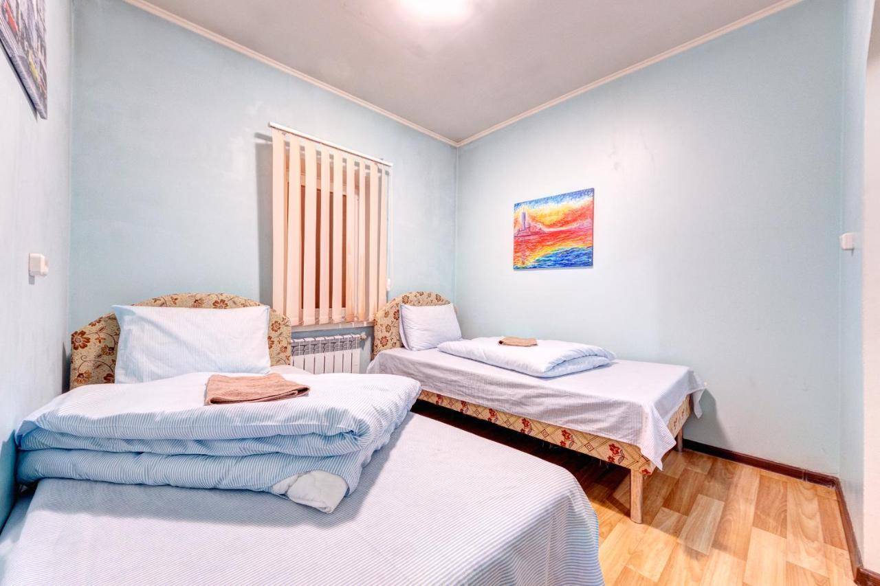 Hotel Zvezda เคียฟ ภายนอก รูปภาพ
