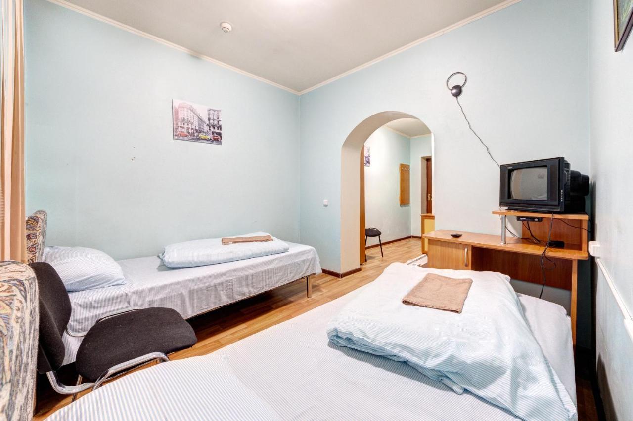 Hotel Zvezda เคียฟ ภายนอก รูปภาพ